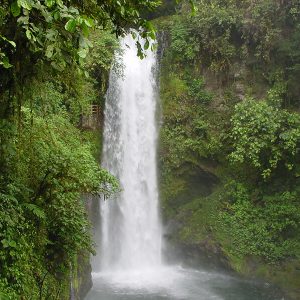 Café Doka, Volcán Poás & La Paz